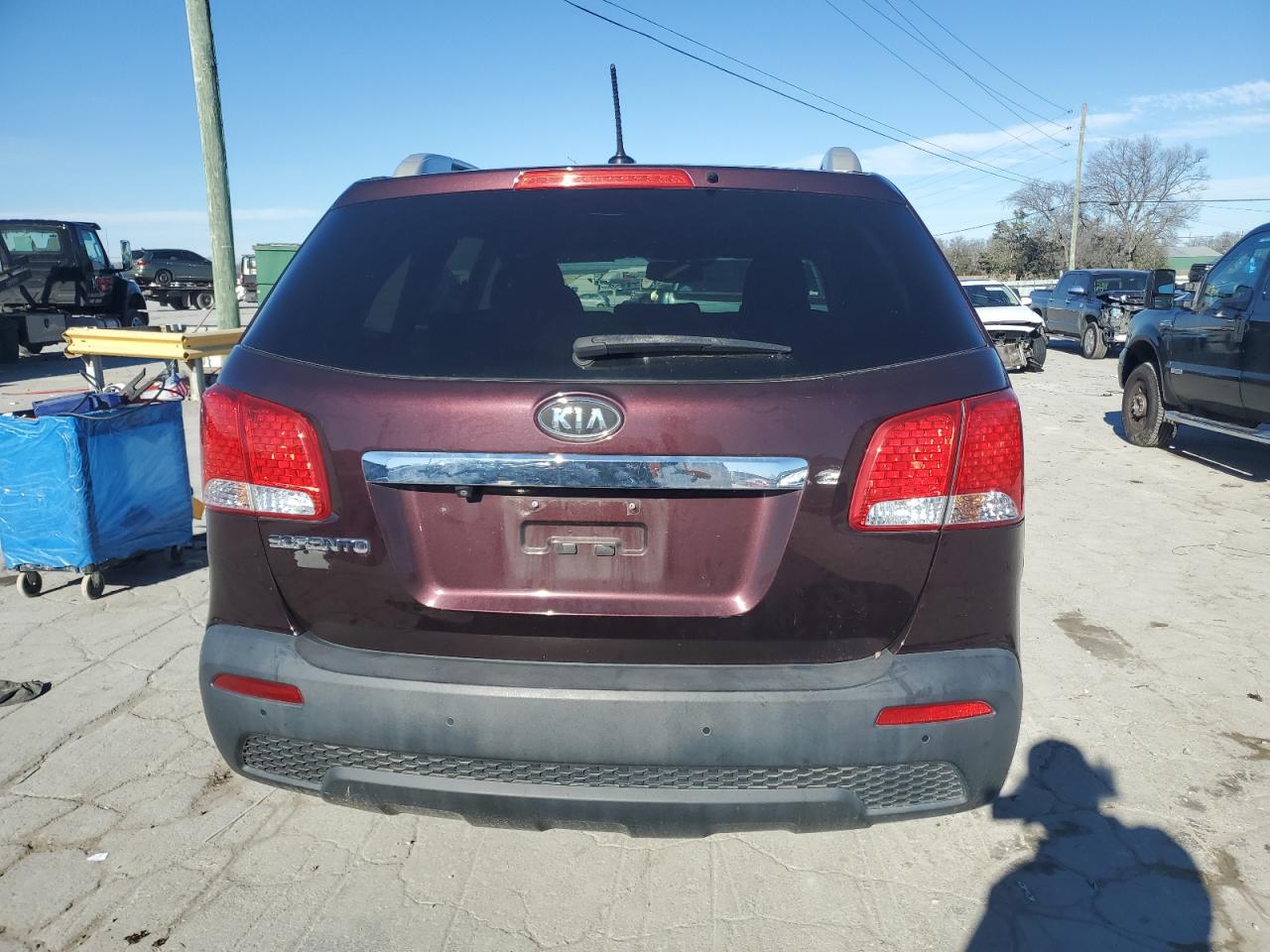 2011 Kia Sorento - Image 6