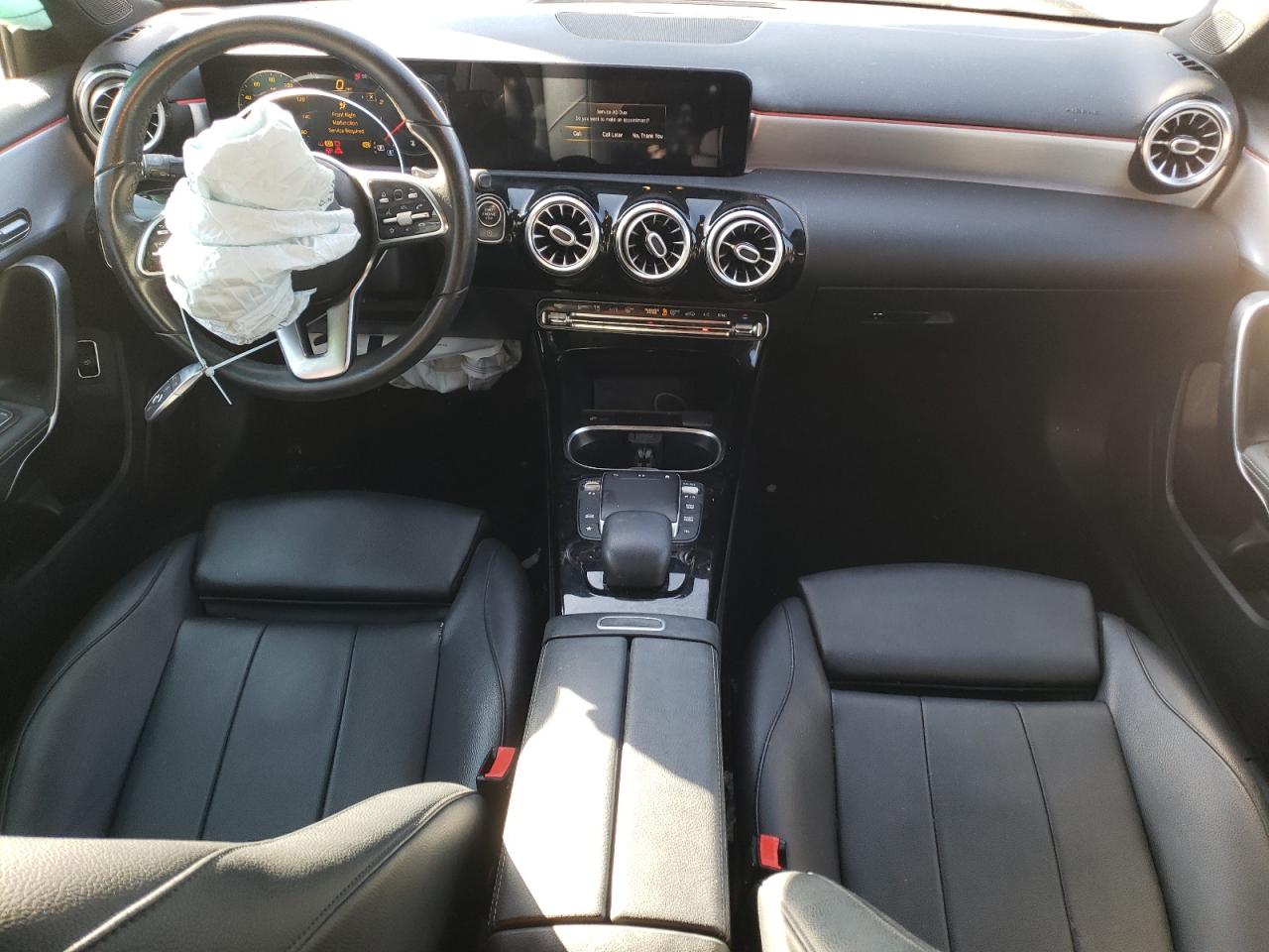 2021 Mercedes-Benz A-klasse - Image 8