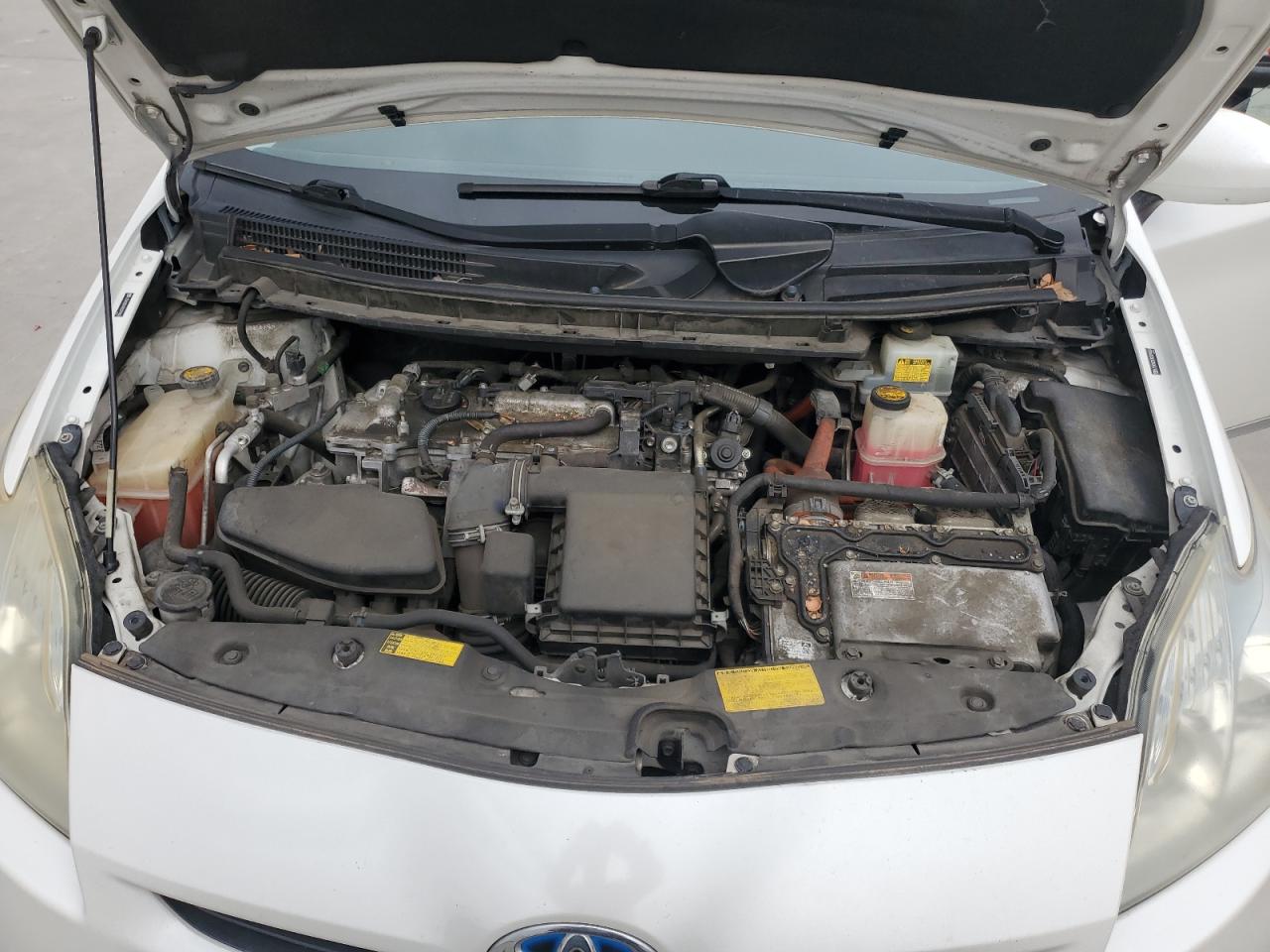 2011 Toyota Prius - Image 11
