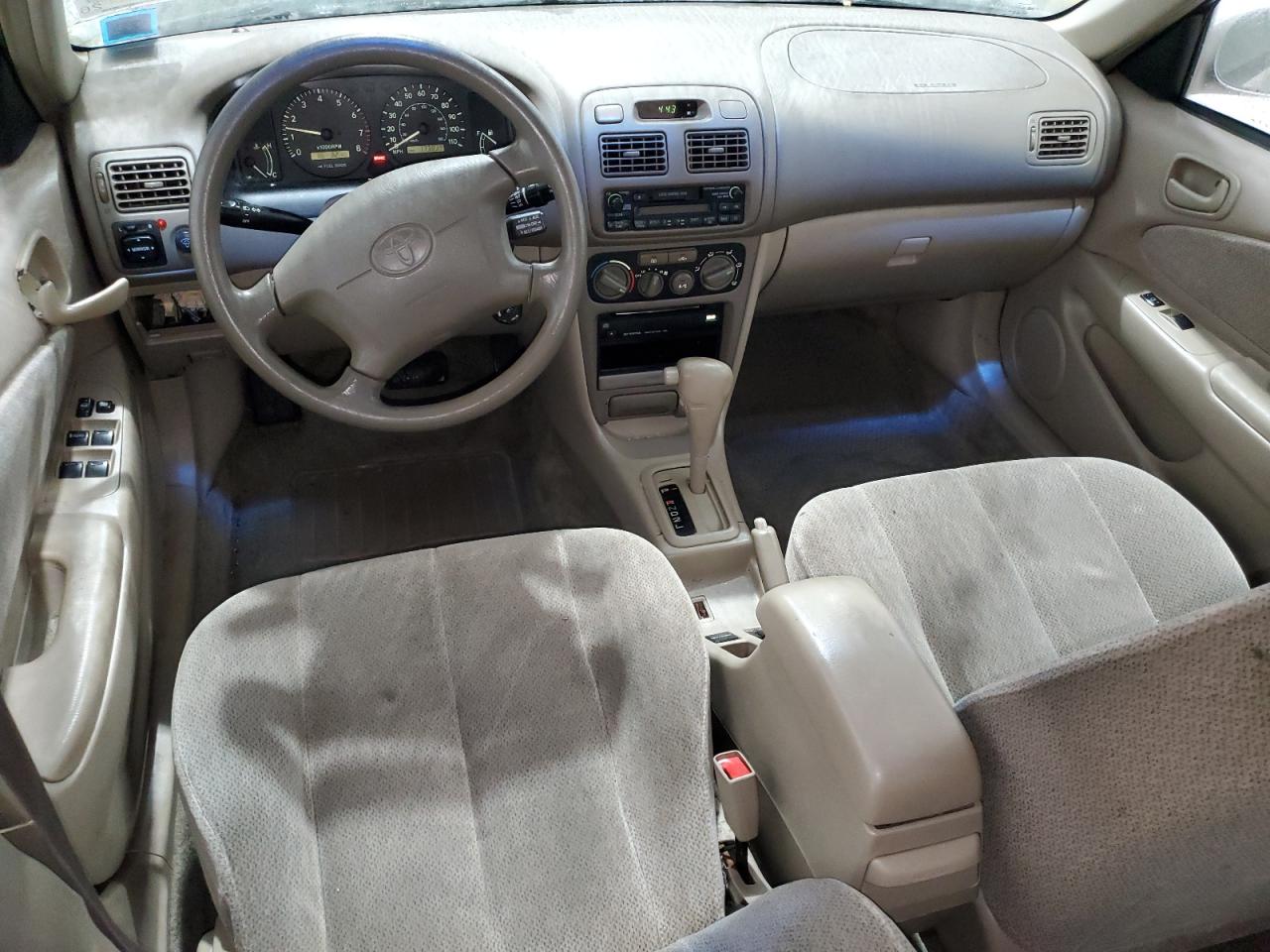 2002 Toyota Corolla - Image 8