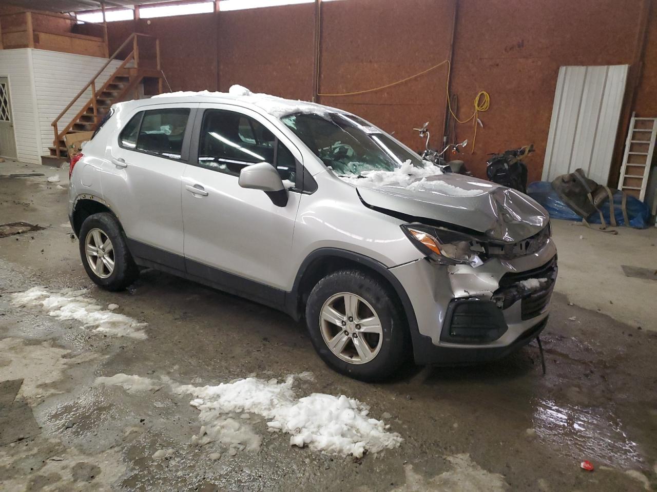 VIN KL7CJNSB1HB083716 2017 CHEVROLET TRAX no.4