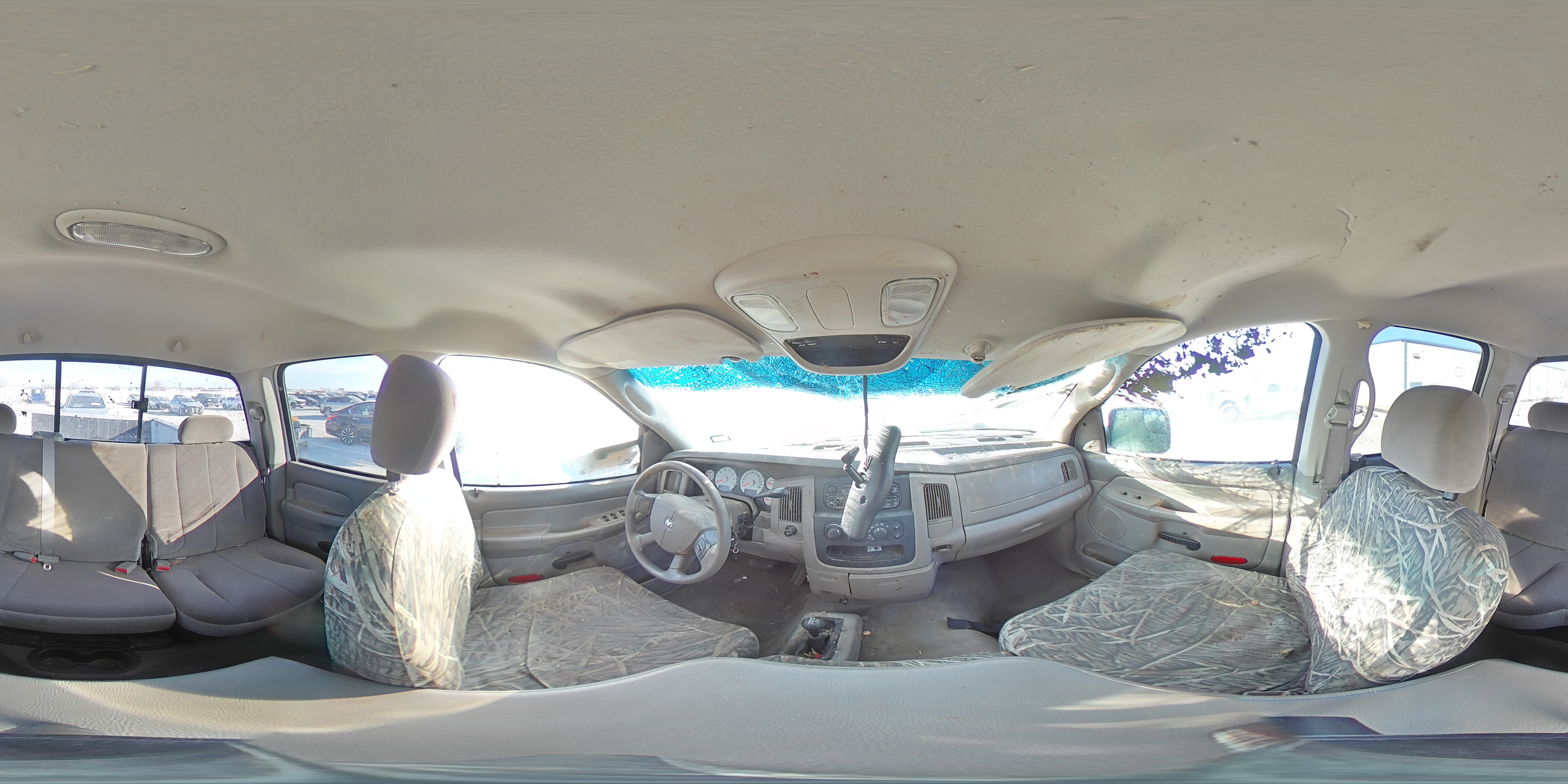 2004 Dodge RAM - Image 13
