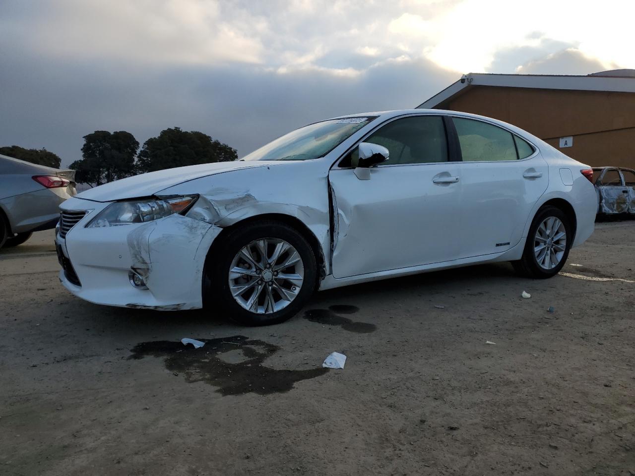 2015 Lexus ES - Image 1