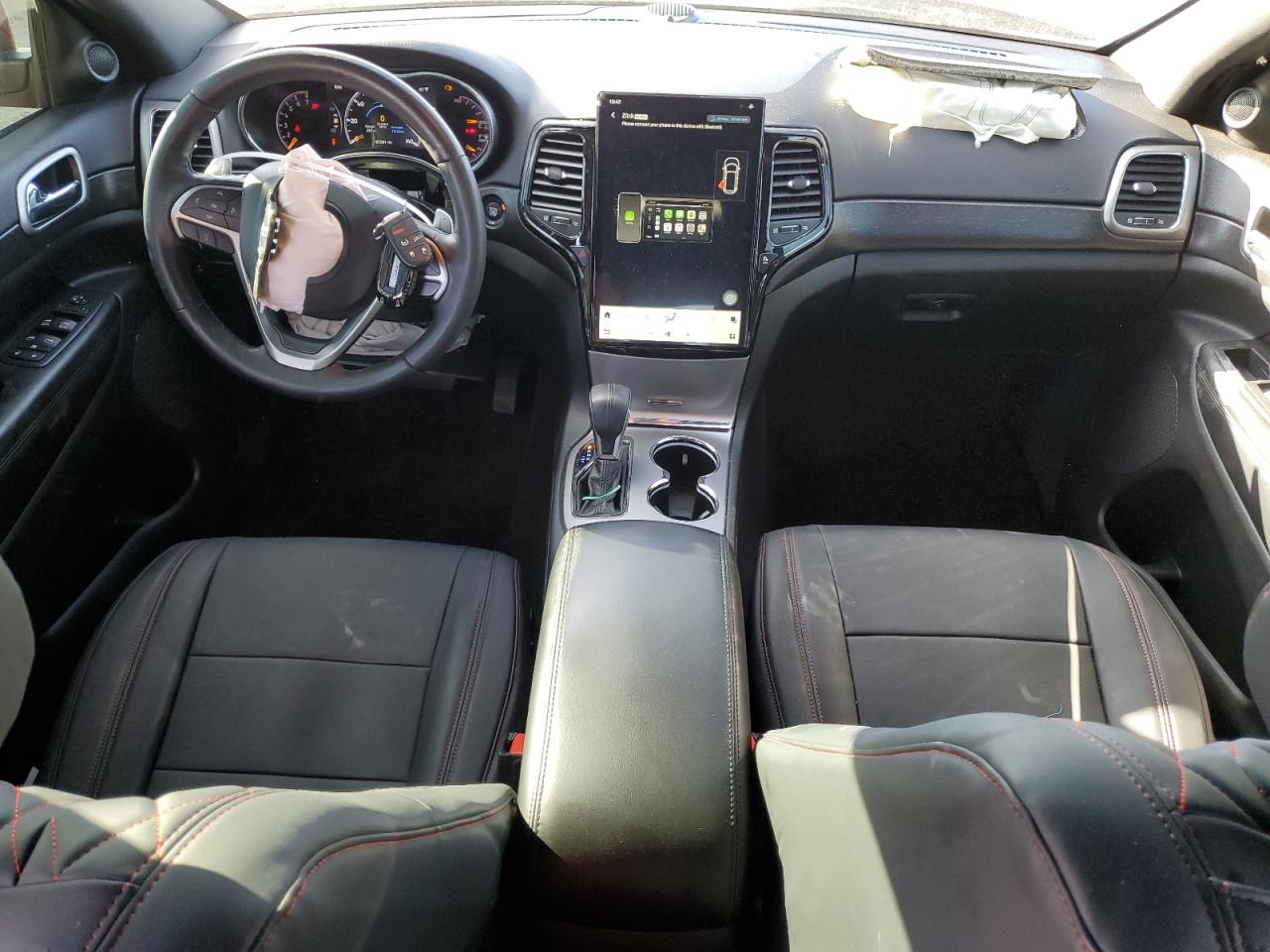 2017 Jeep Grand Cherokee - Image 8