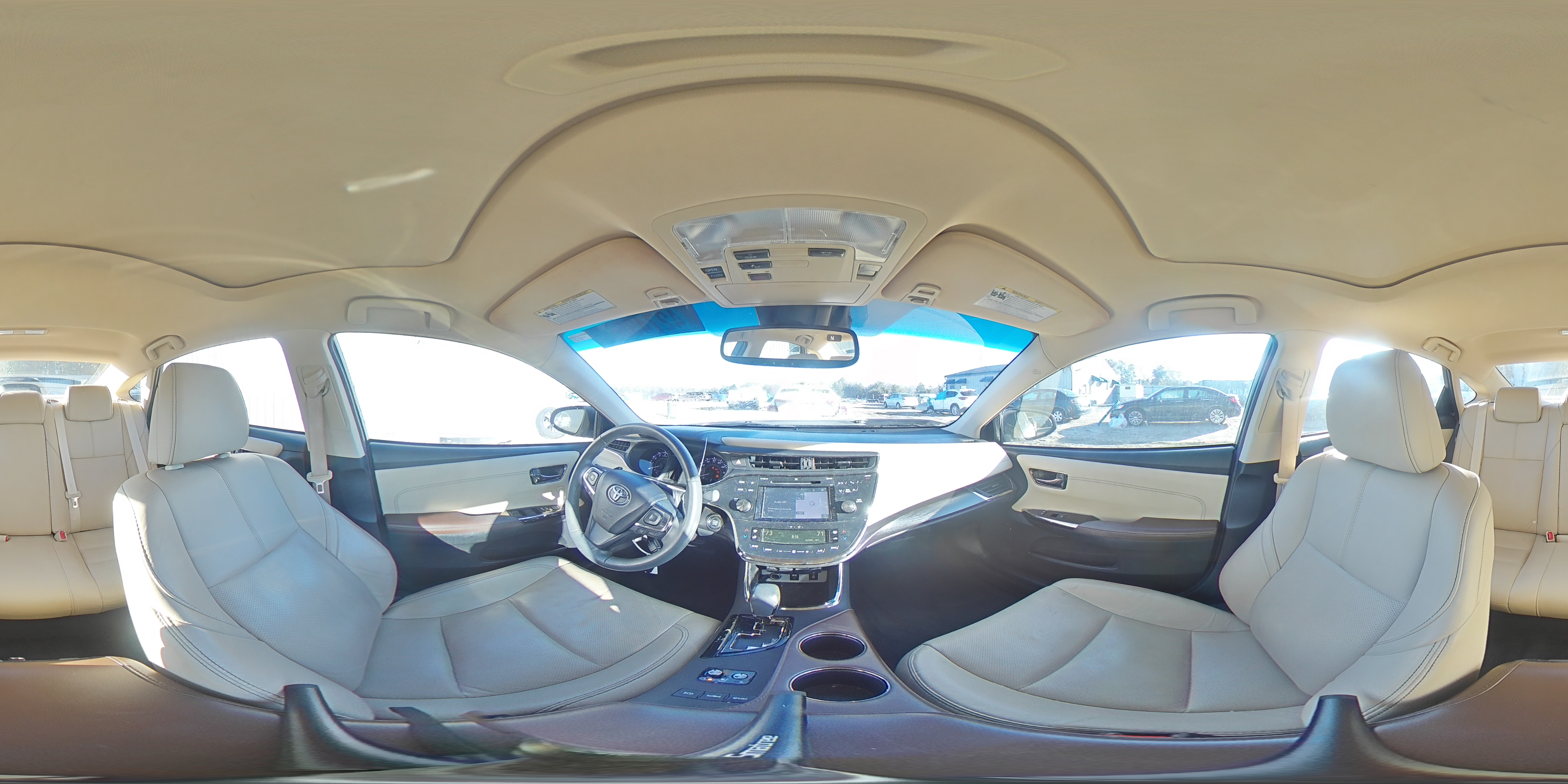 2016 Toyota Avalon - Image 15