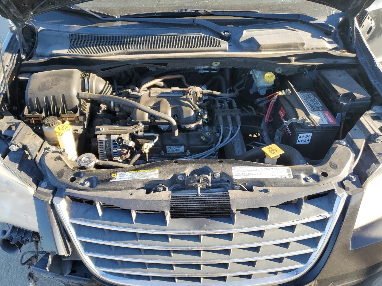 2010 Chrysler Town & Country - Image 12