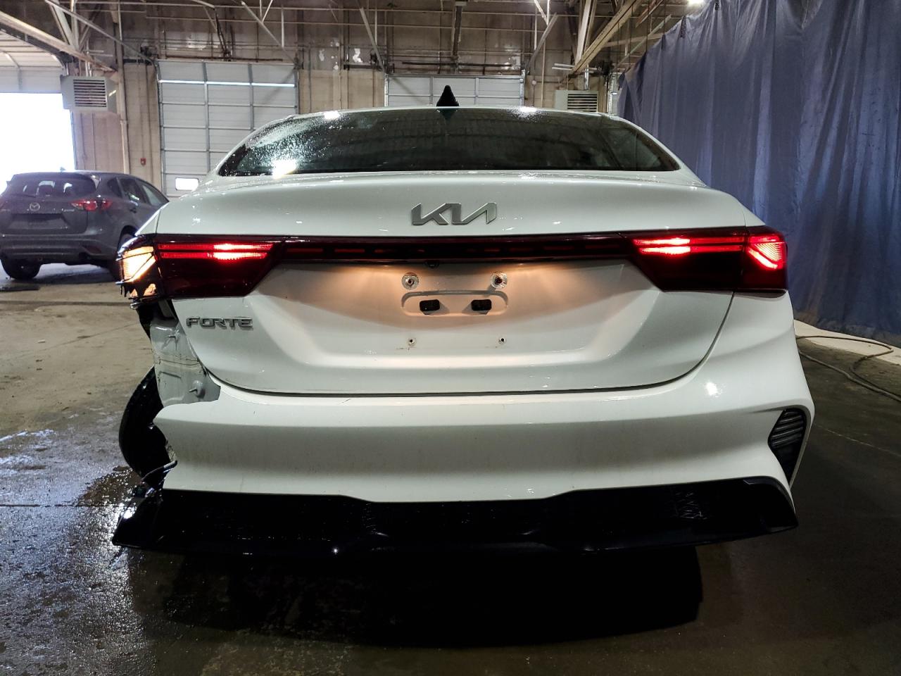 2023 Kia Forte - Image 6