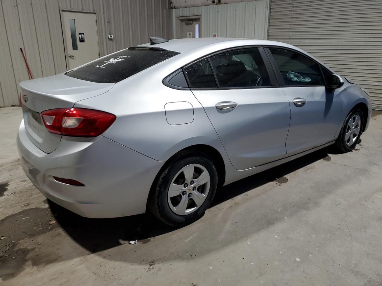 2016 Chevrolet Cruze - Image 3