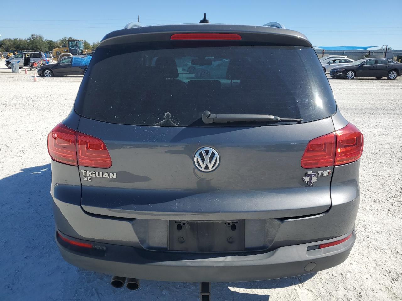 2016 Volkswagen Tiguan S VIN: WVGAV7AX4GW592032 Lot: 87923005