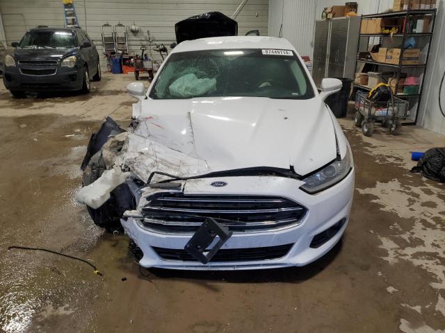Sedans FORD FUSION 2016 Biały
