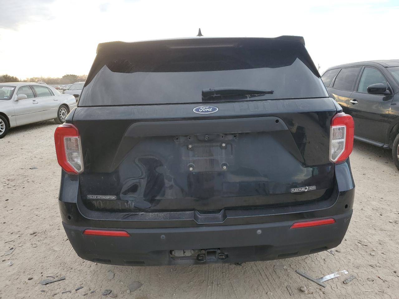 2021 Ford Explorer - Image 6