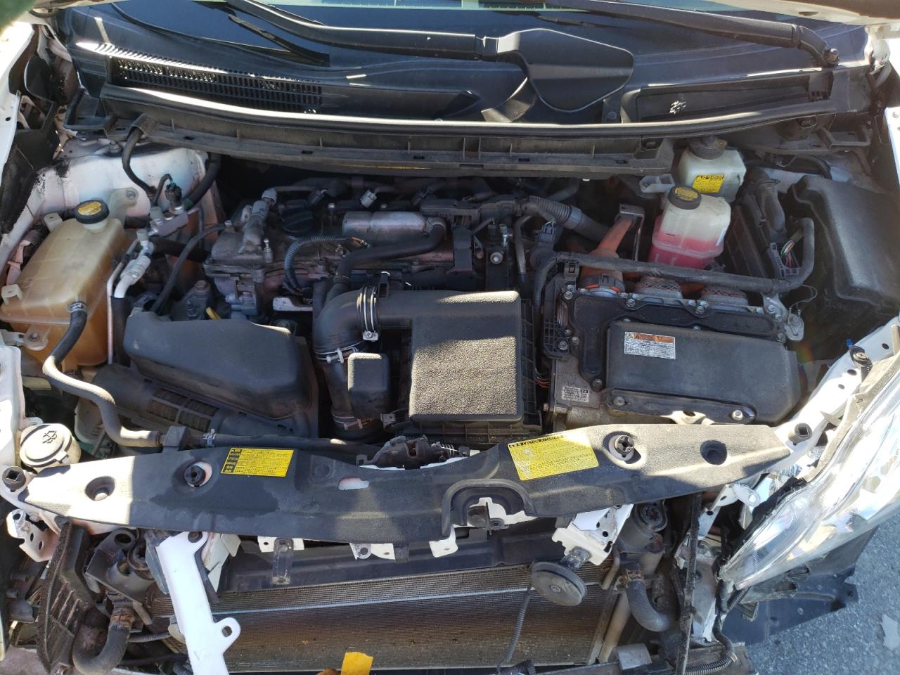 2014 Toyota Prius - Image 11