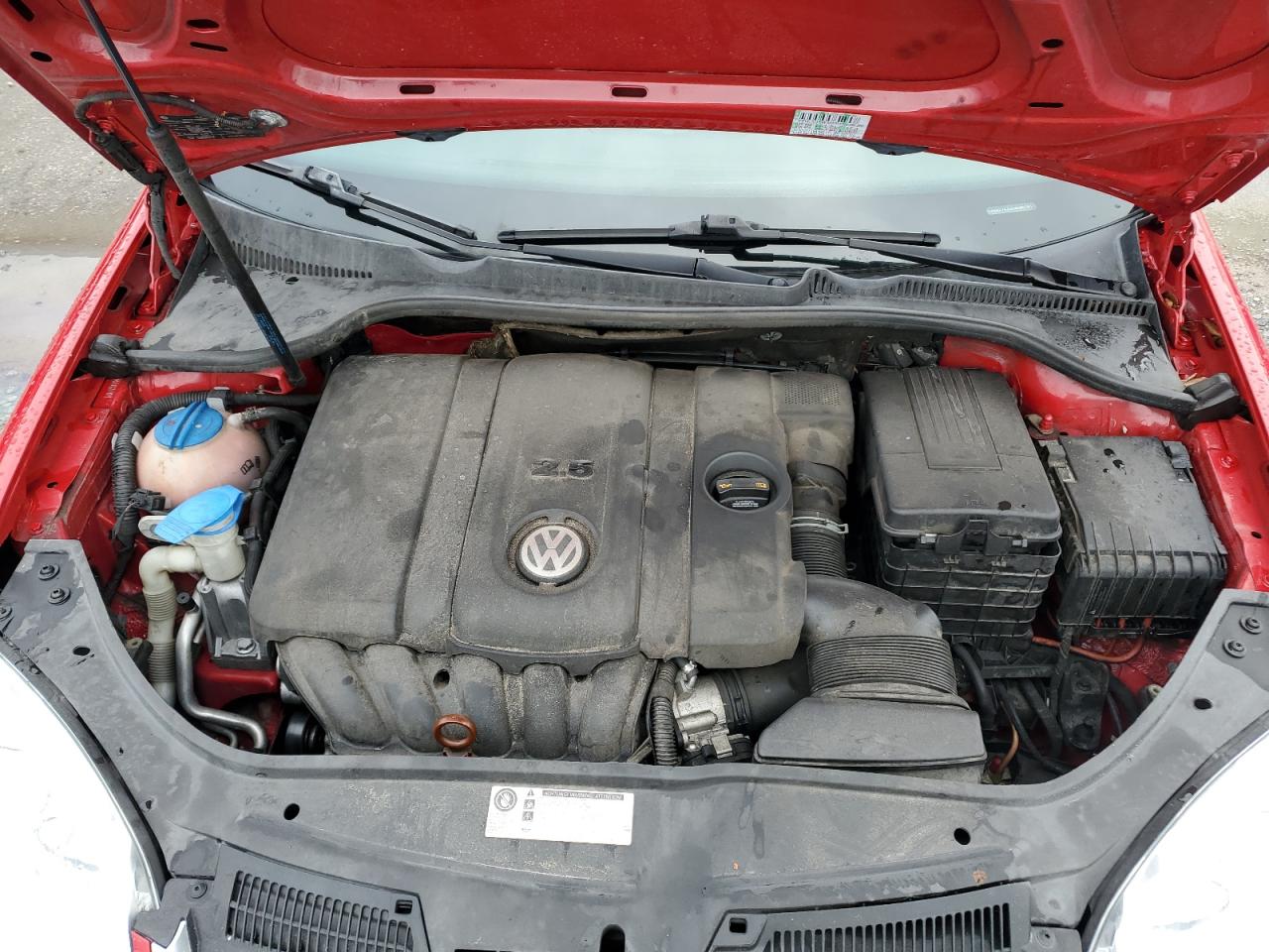 2010 Volkswagen Jetta - Image 11