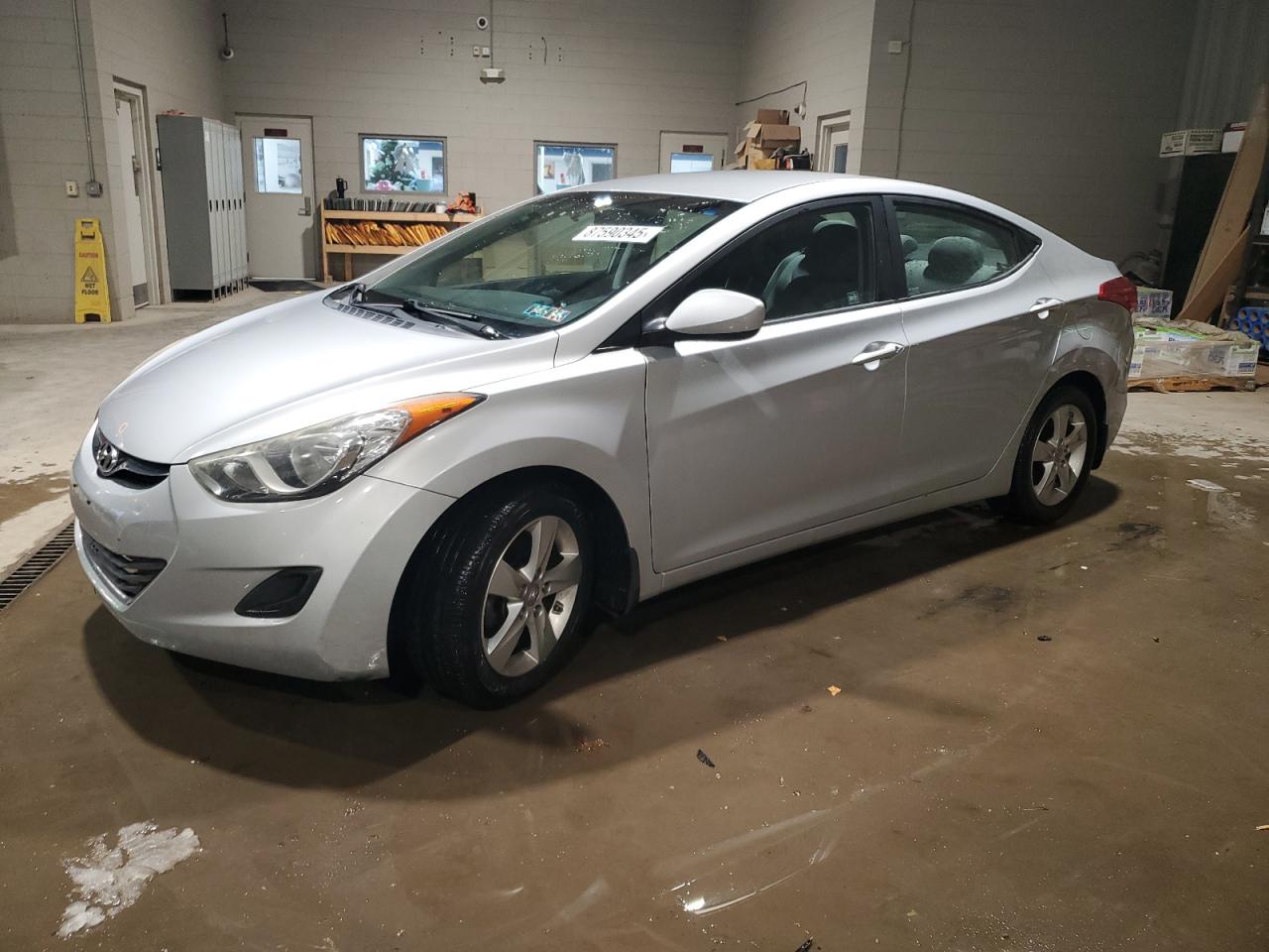 VIN 5NPDH4AE5DH415027 2013 HYUNDAI ELANTRA no.1