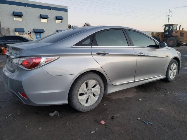 Седаны HYUNDAI SONATA 2015 Серебристый