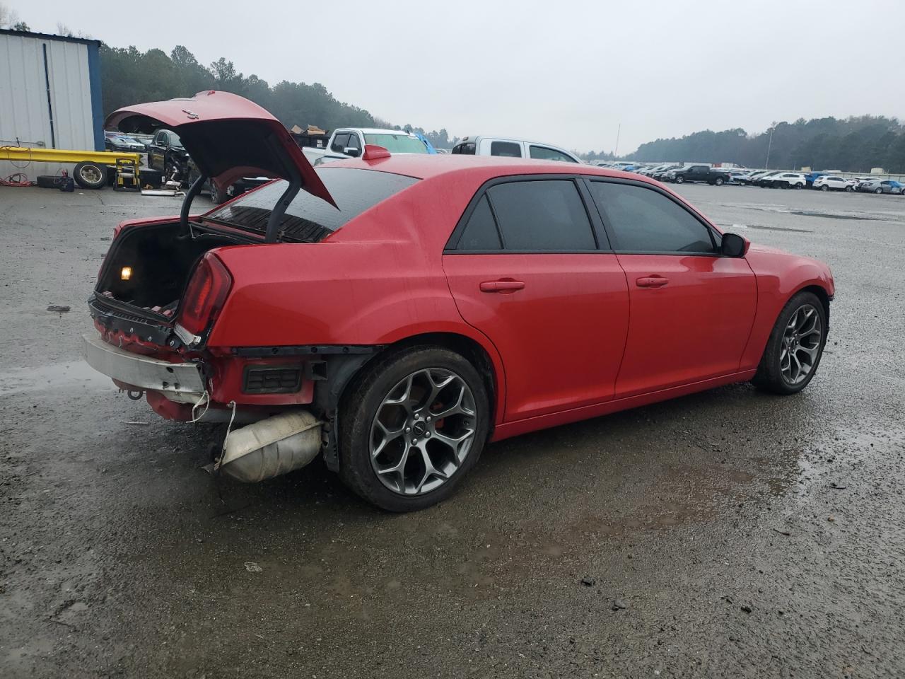 2017 Chrysler 300 - Image 3