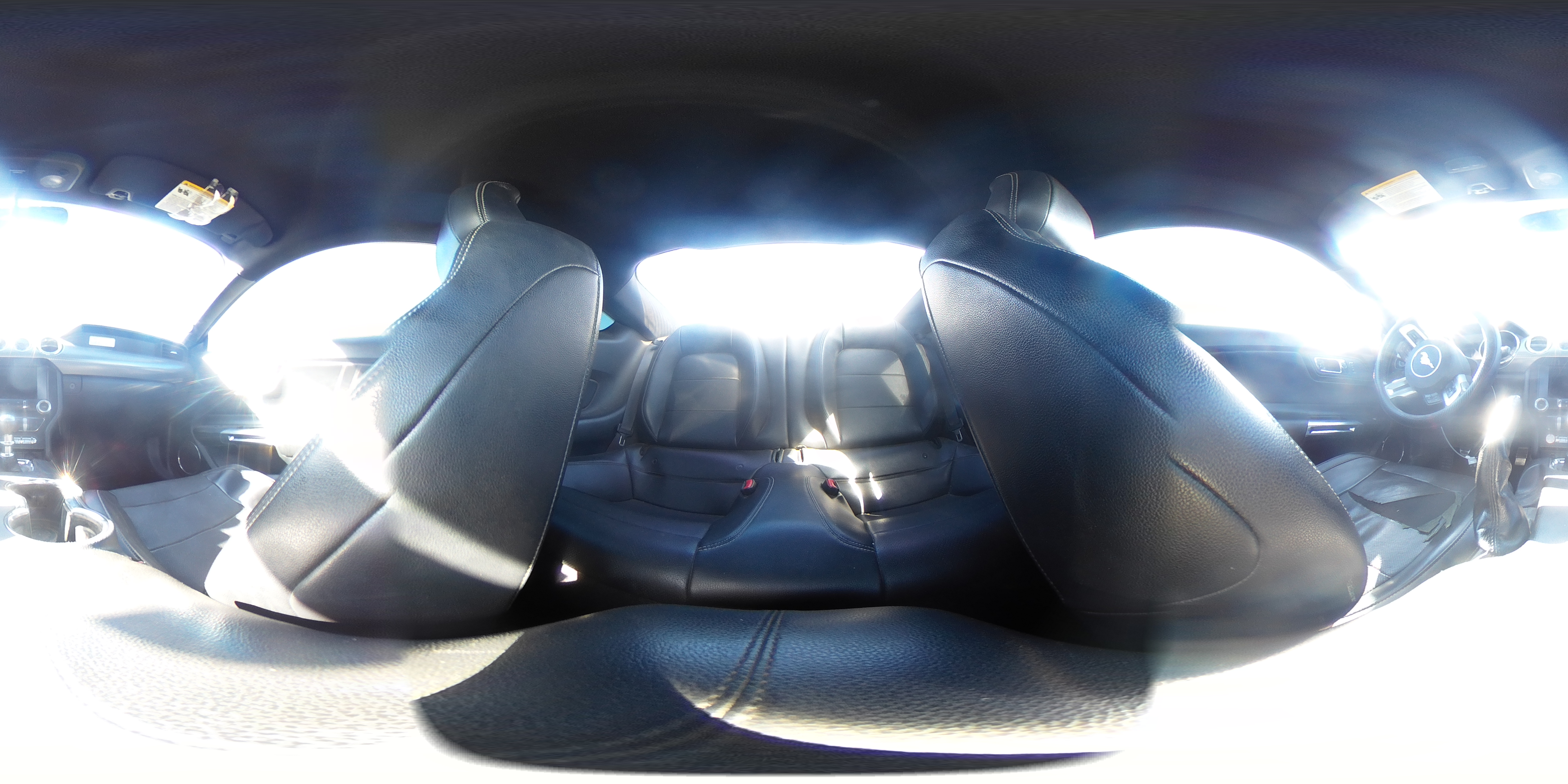 2015 Ford Mustang - Image 12