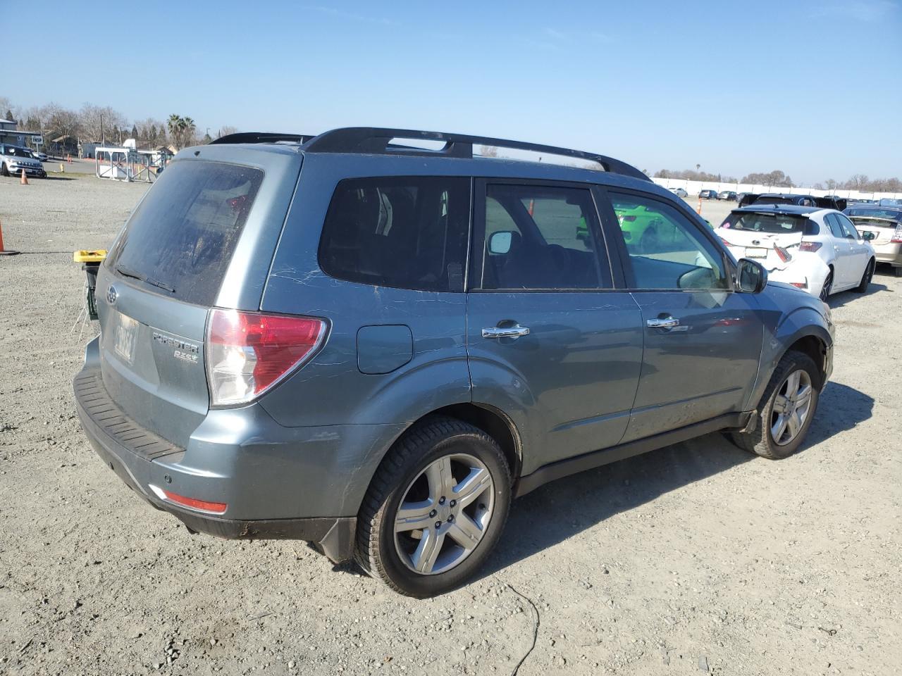 2010 Subaru Forester - Image 3