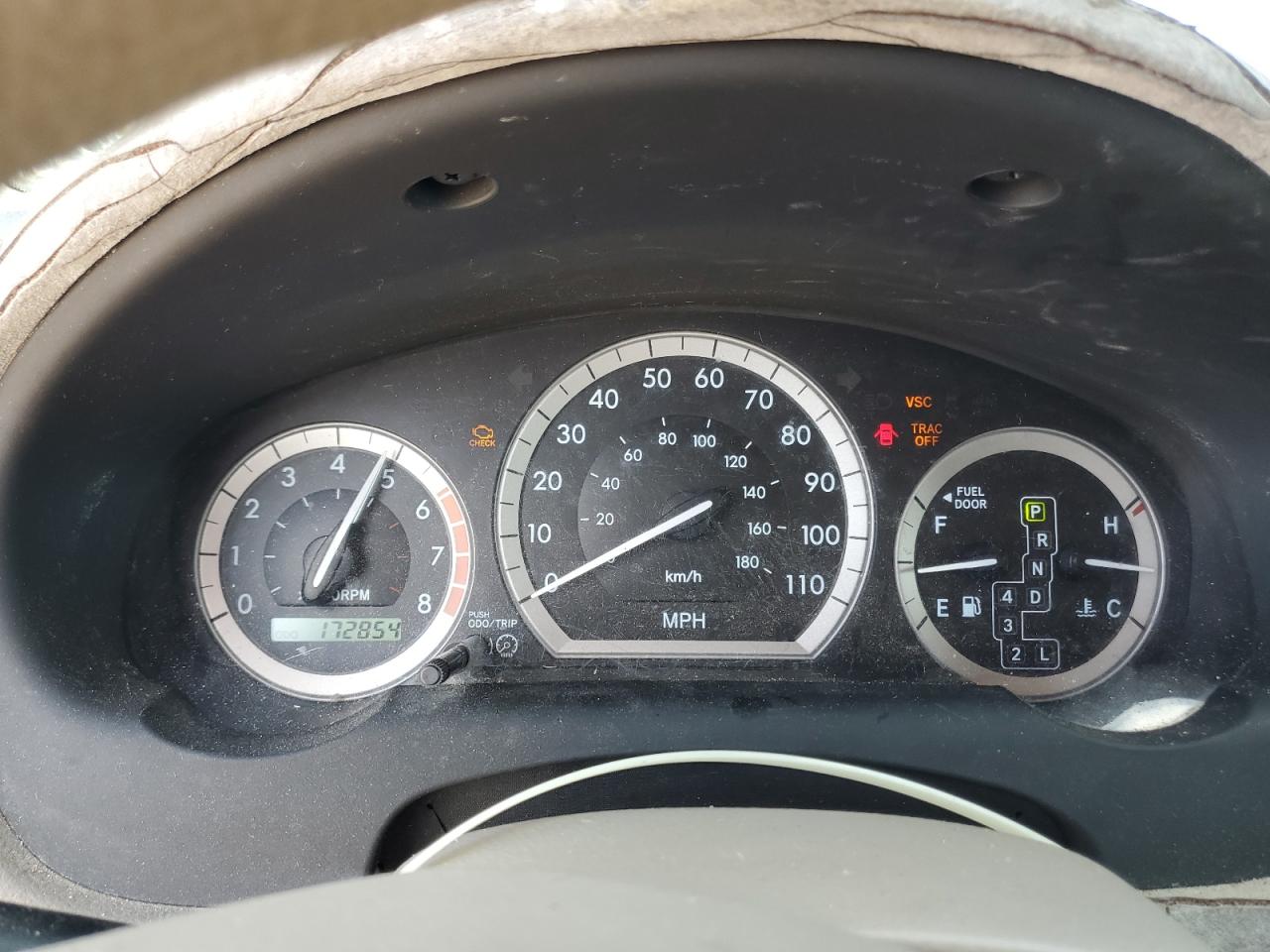 2004 Toyota Sienna - Image 9