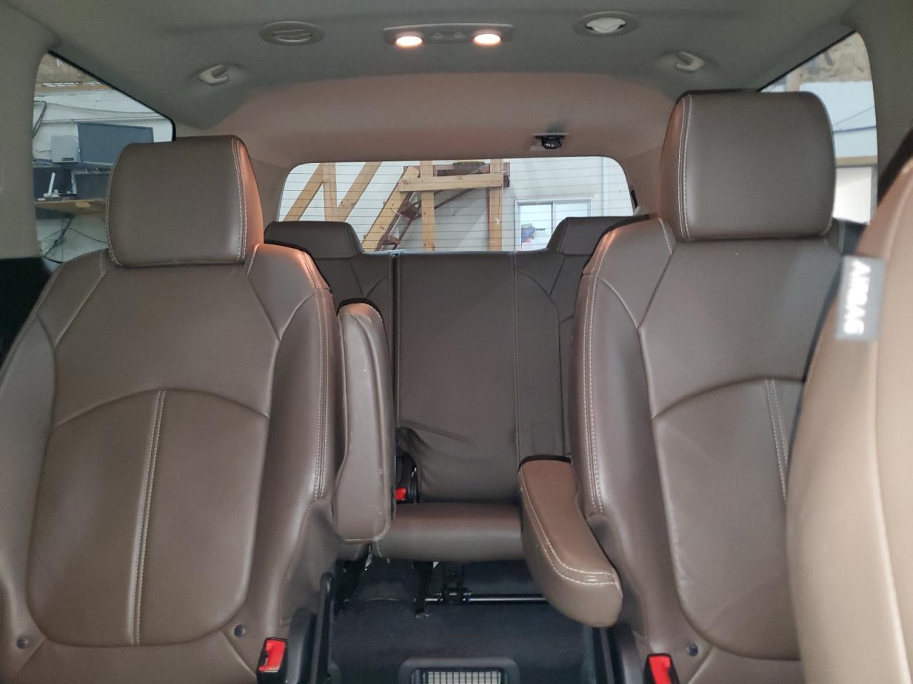 2017 GMC Acadia - Image 10