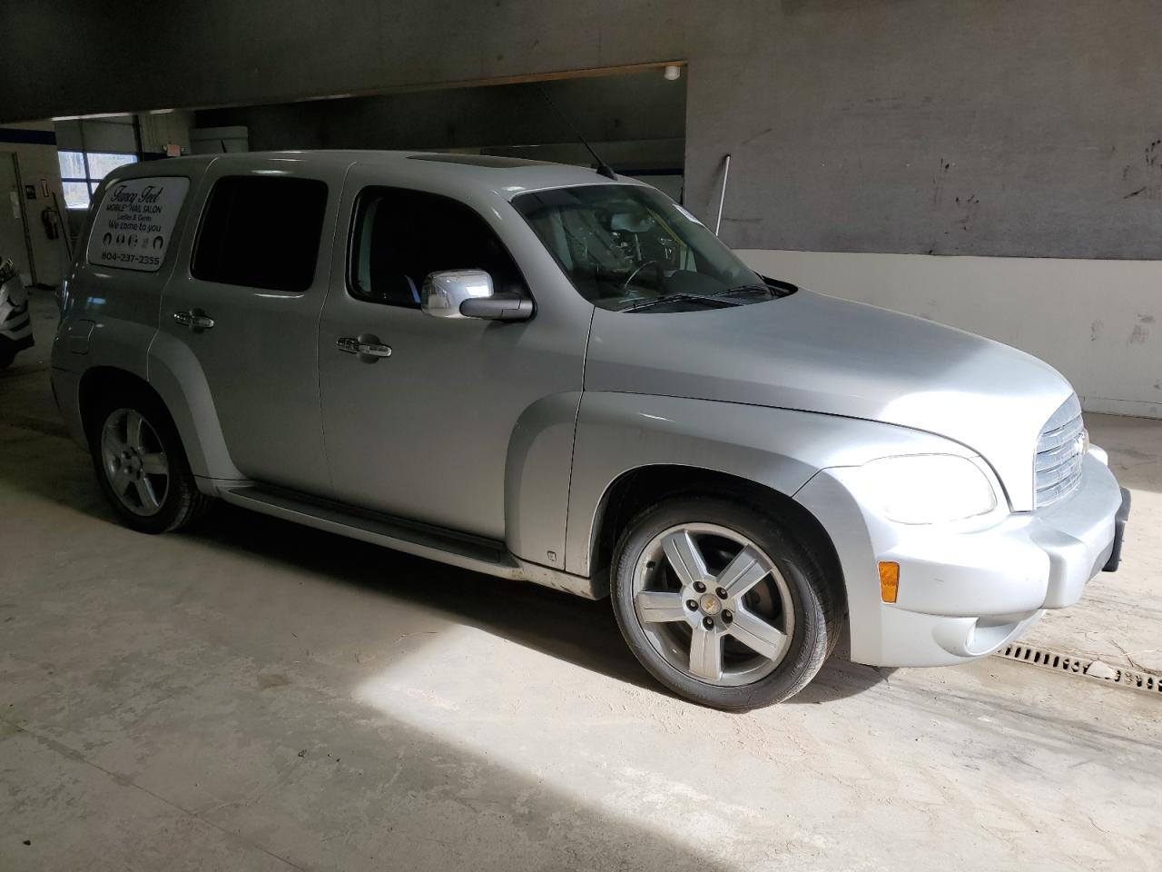 2009 Chevrolet HHR - Image 4
