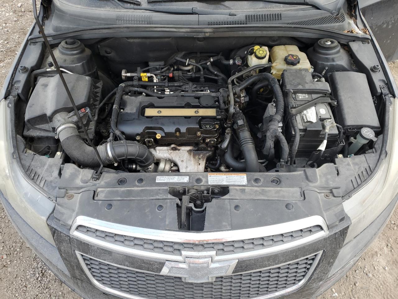2013 Chevrolet Cruze - Image 11