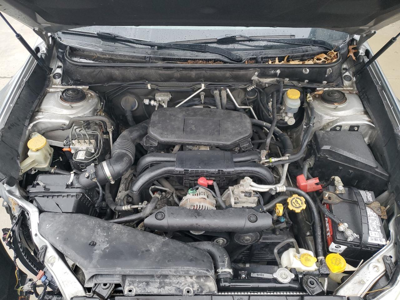 2011 Subaru Outback - Image 11