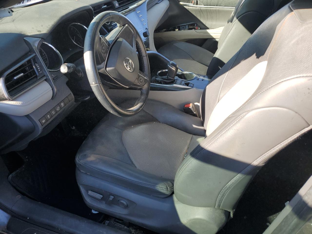 2020 Toyota Camry - Image 7