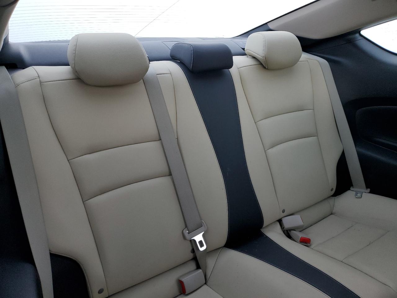 2013 Honda Accord - Image 10