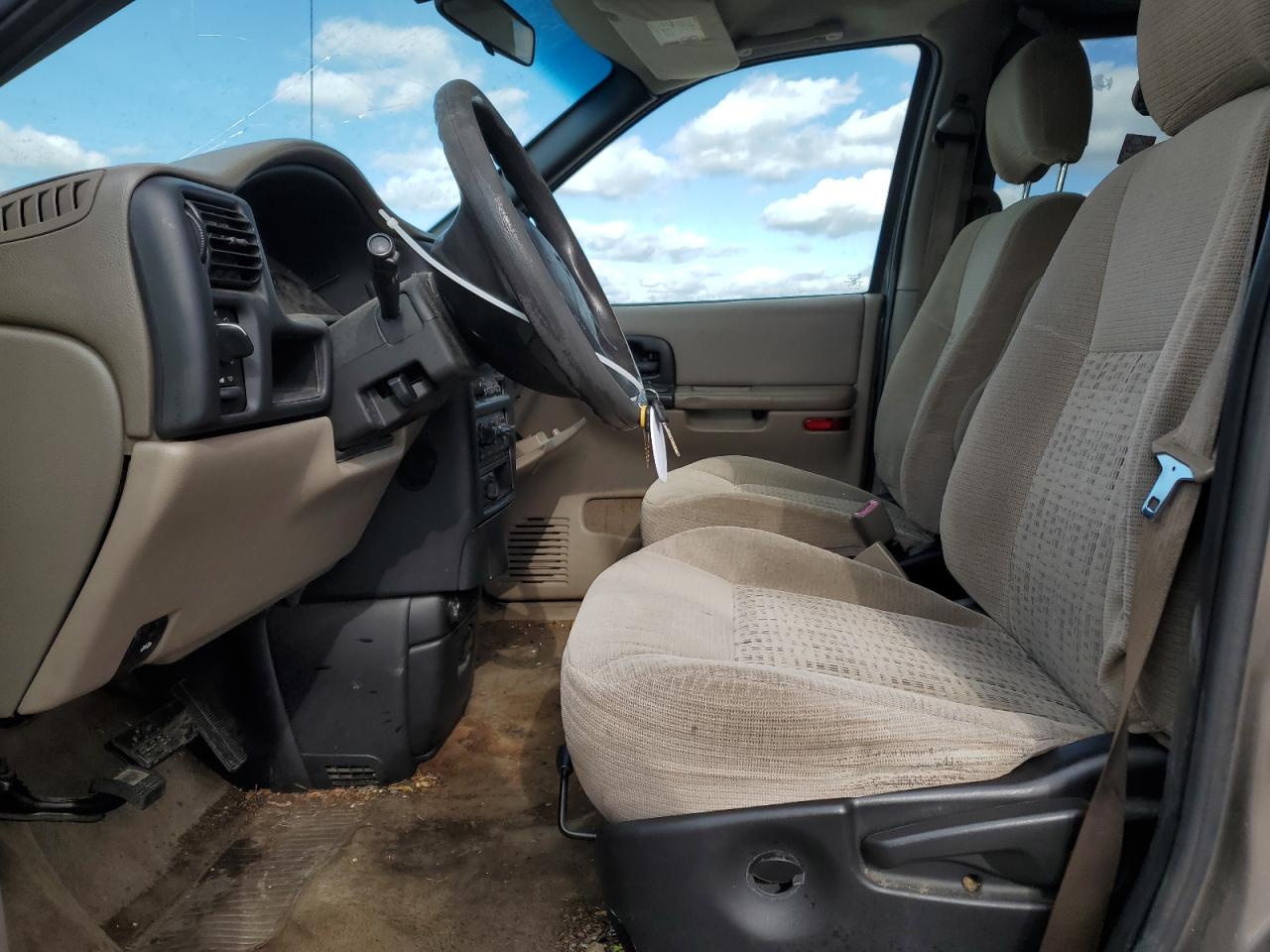 2003 Chevrolet Venture - Image 7
