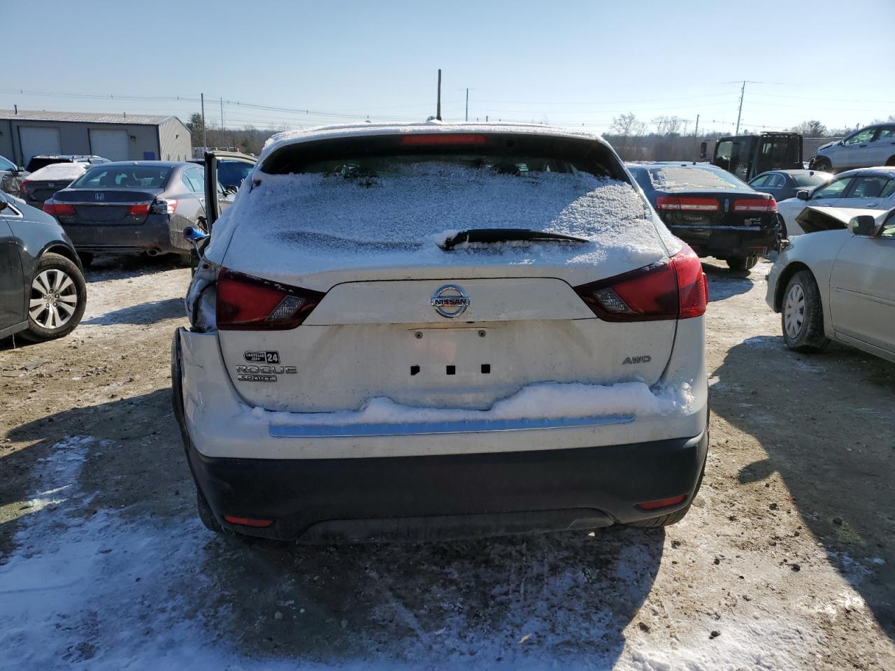 2017 Nissan Rogue - Image 6