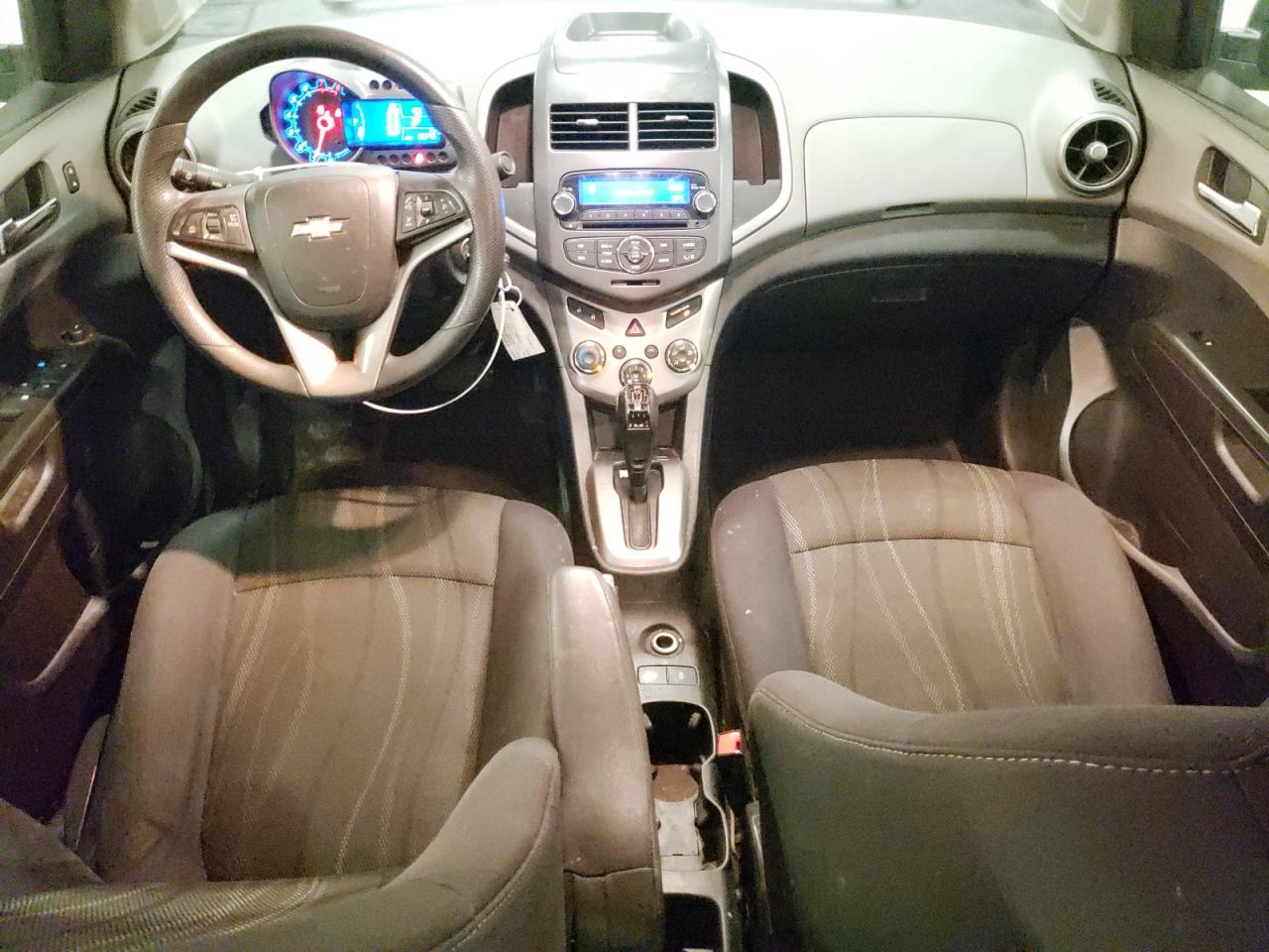 2015 Chevrolet Sonic - Image 8