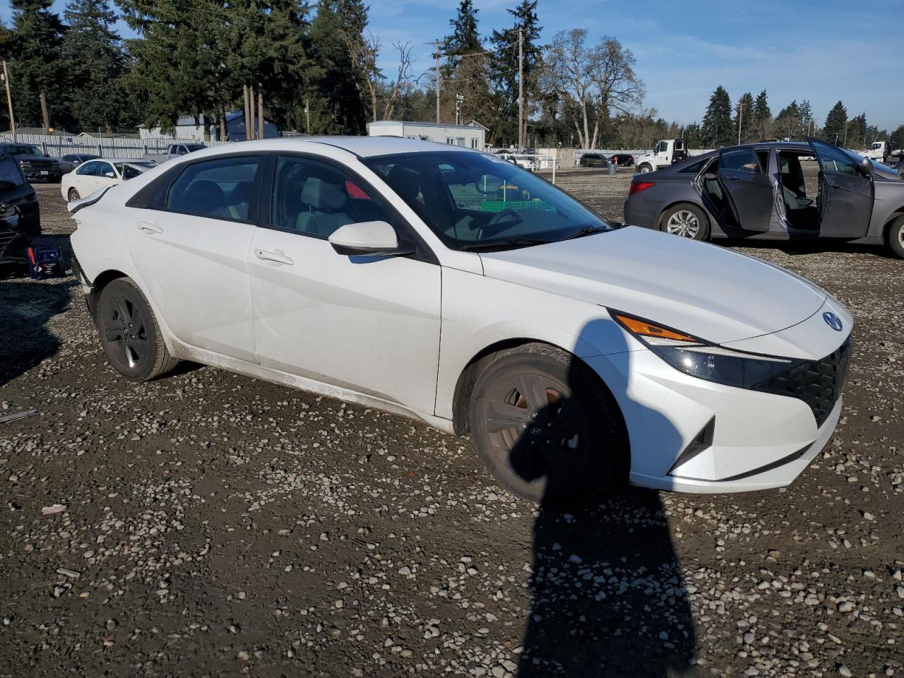 2021 Hyundai Elantra - Image 4