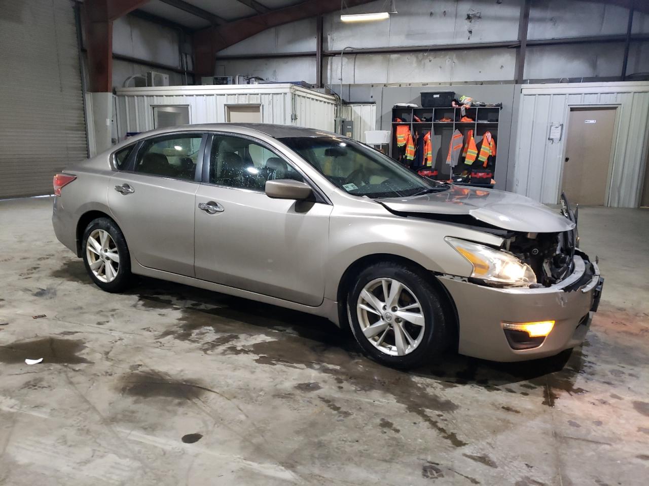 2014 Nissan Altima - Image 4