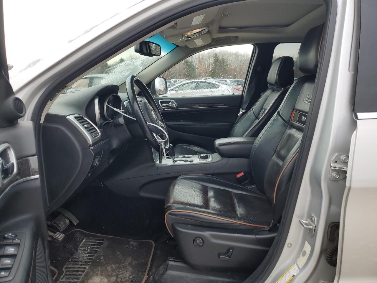 2011 Jeep Grand Cherokee - Image 7