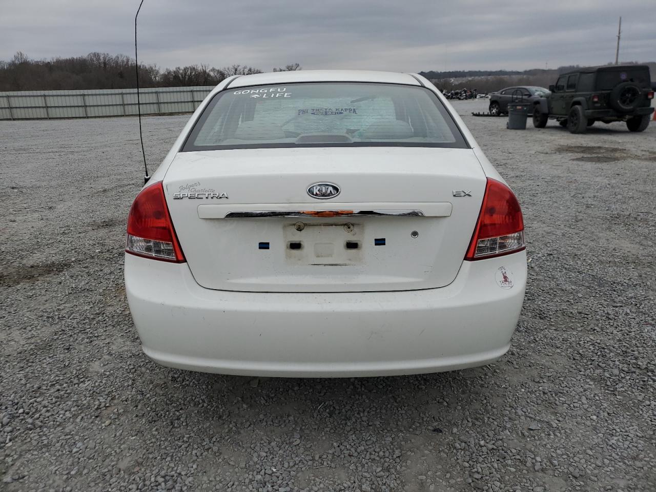2009 Kia Spectra - Image 6