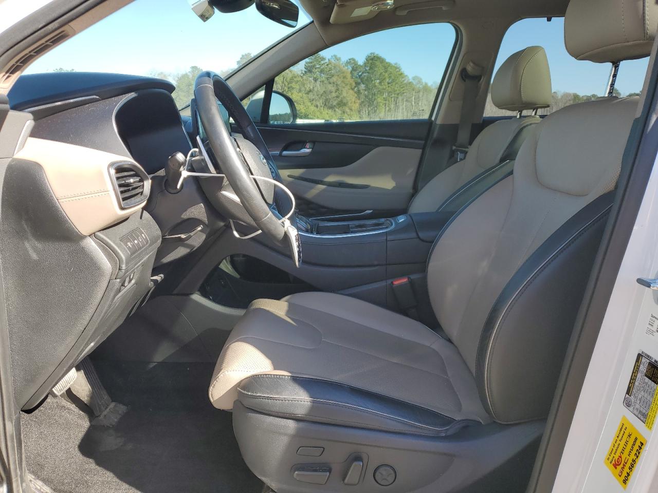 2021 Hyundai Santa Fe - Image 7