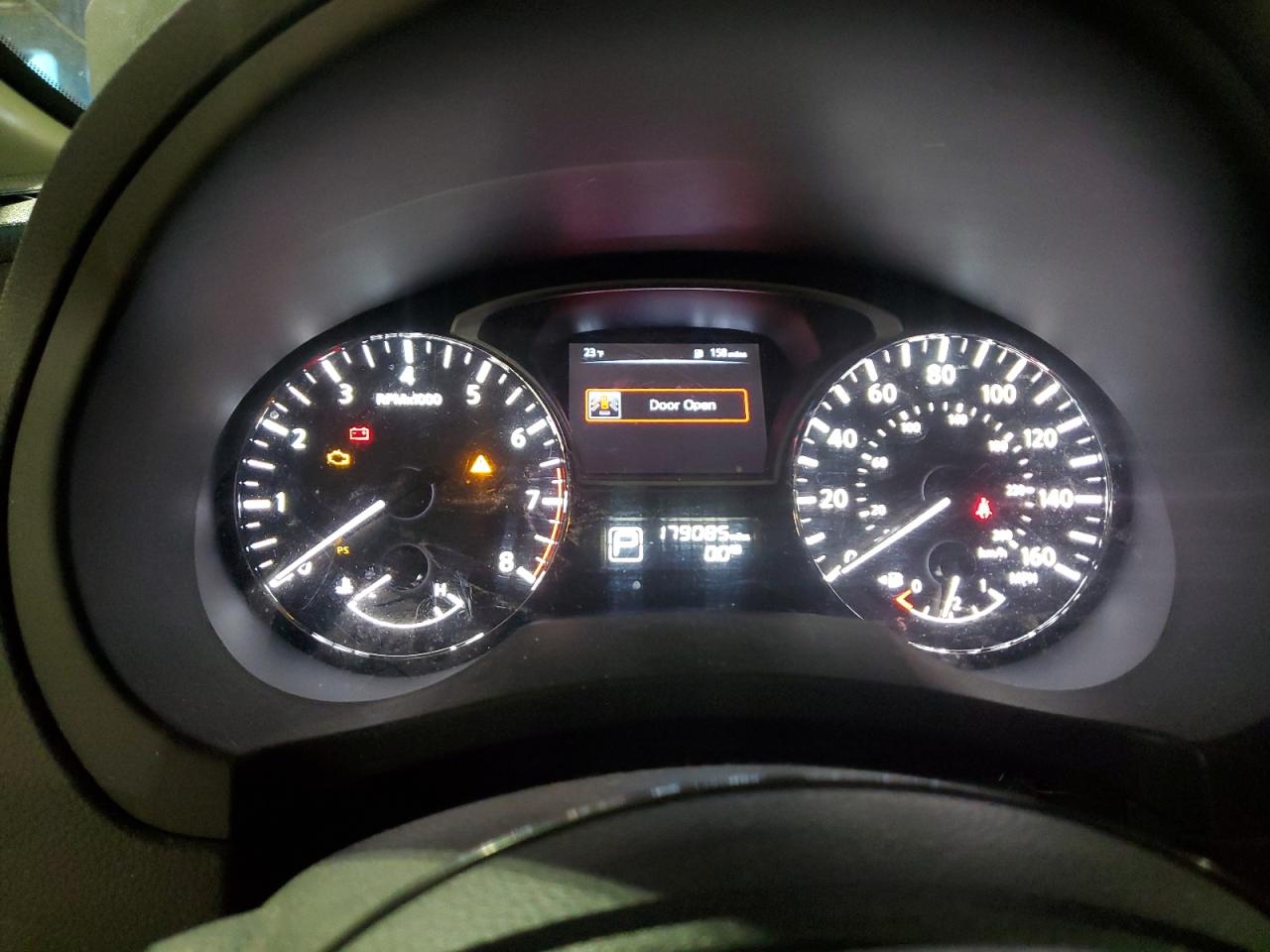 2015 Nissan Altima - Image 9
