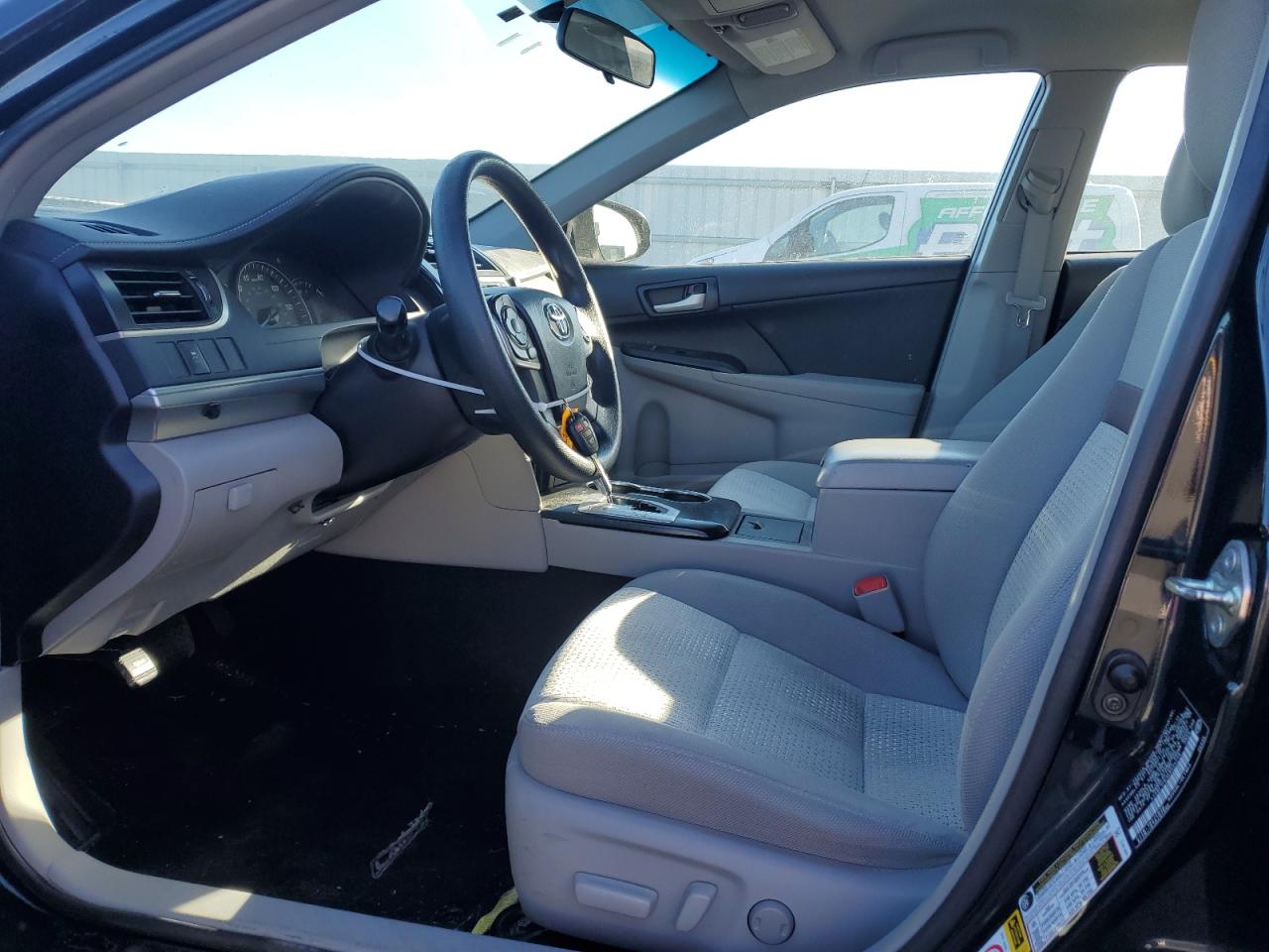 2014 Toyota Camry - Image 7