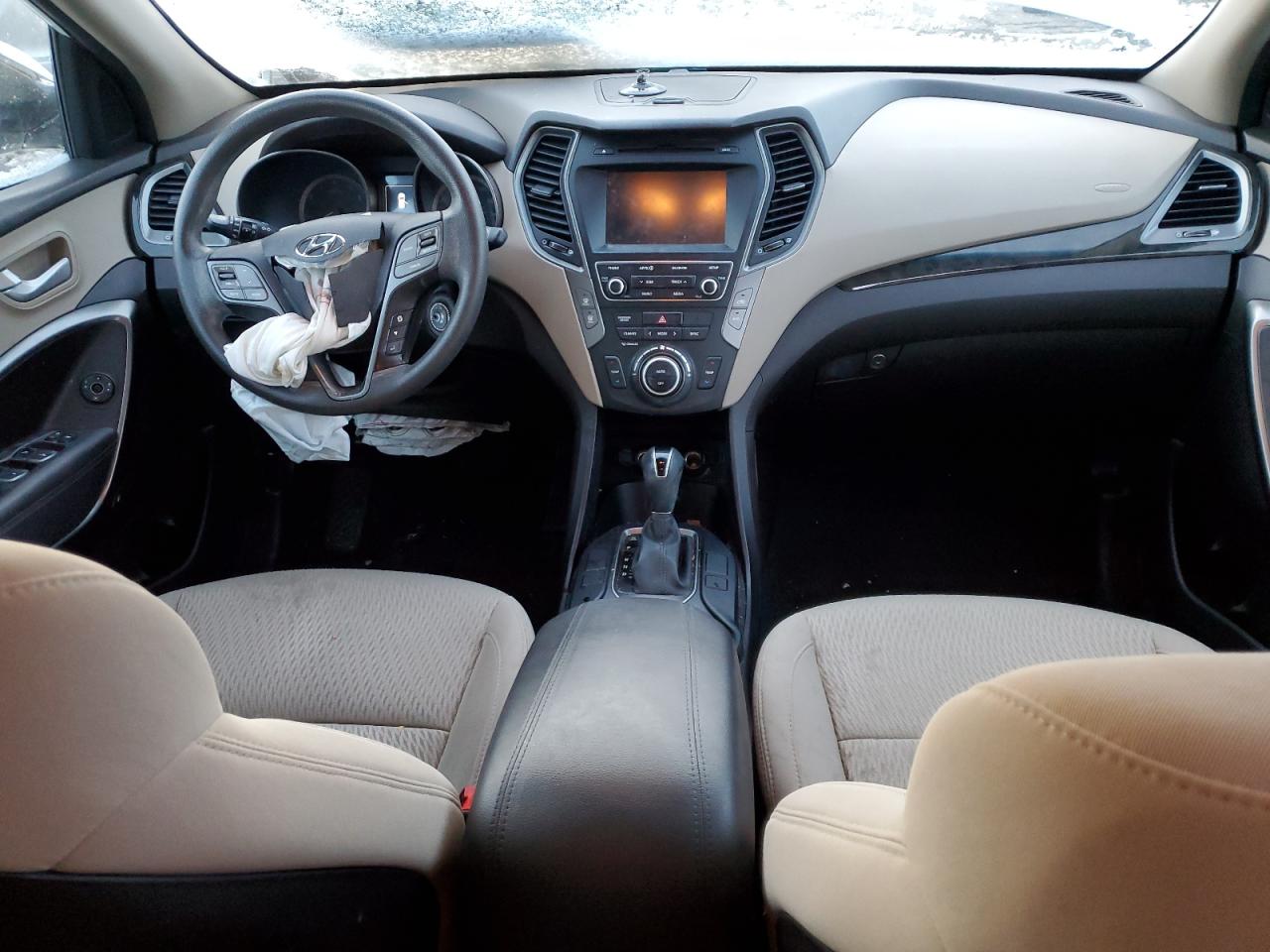 2017 Hyundai Santa Fe - Image 8