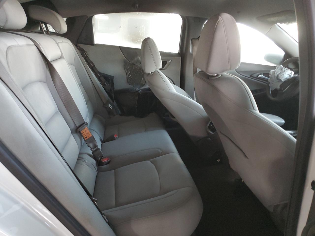 2022 Chevrolet Malibu - Image 10