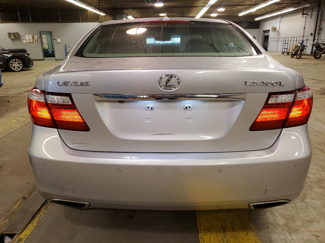 2007 Lexus LS - Image 6