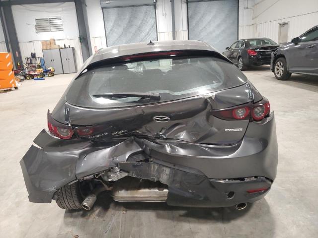  MAZDA 3 2019 Srebrny