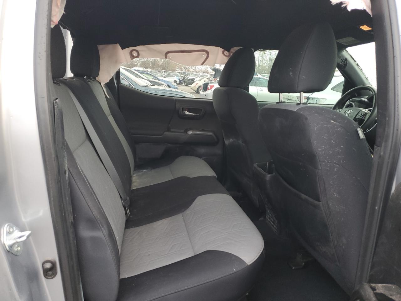 2021 Toyota Tacoma - Image 10