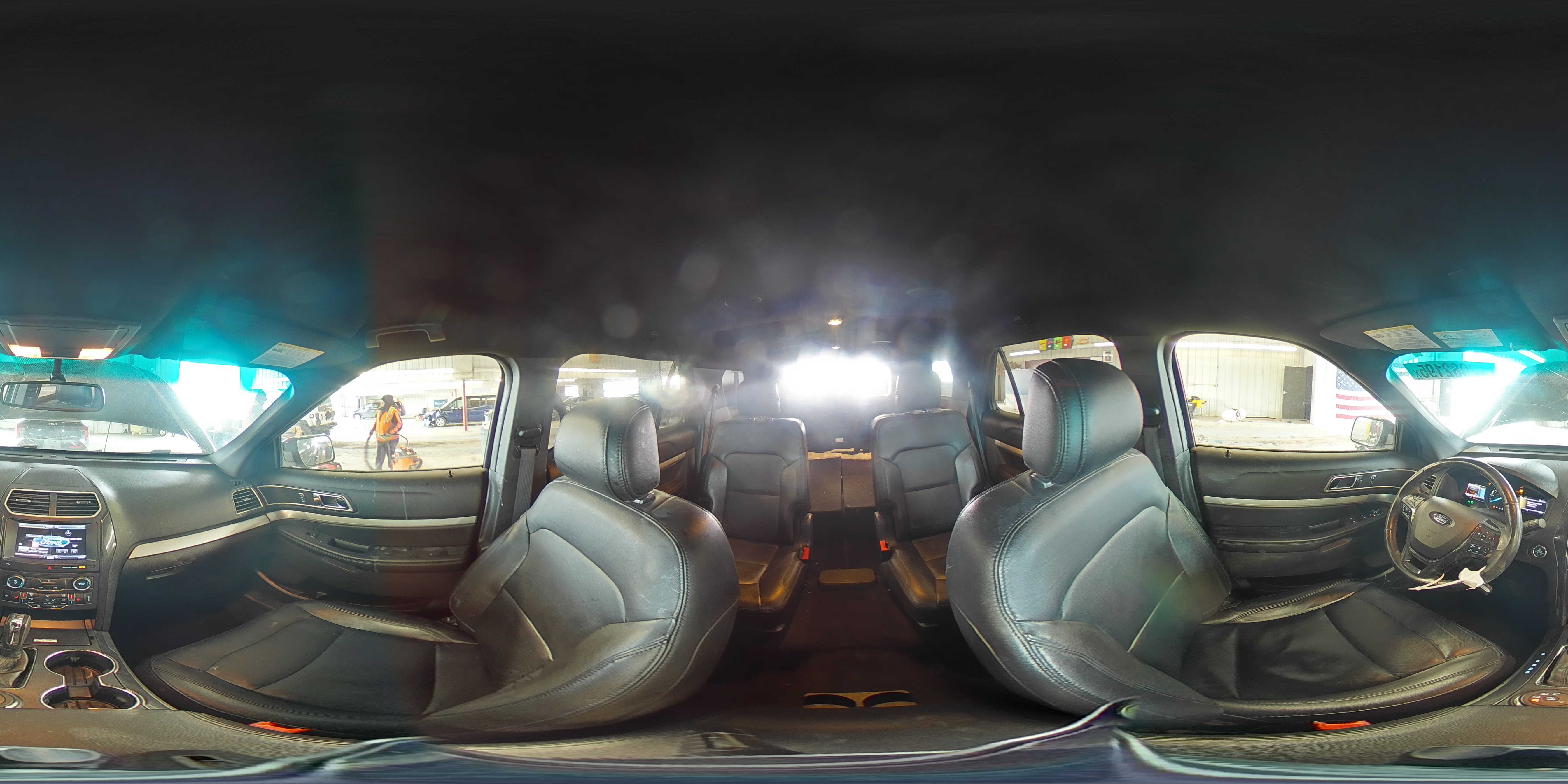 2016 Ford Explorer - Image 13