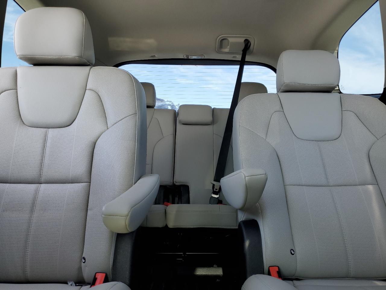 2021 Kia Telluride - Image 10