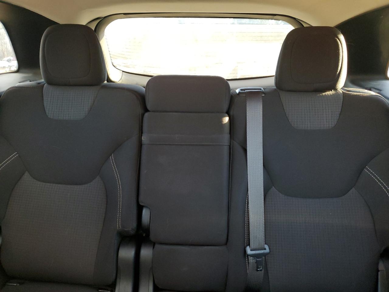 2015 Jeep Grand Cherokee - Image 10