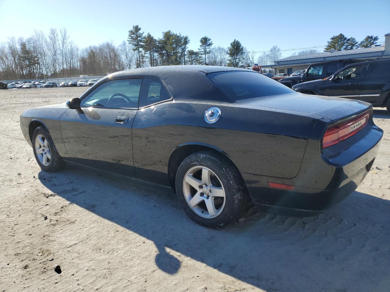 2010 Dodge Challenger - Image 2