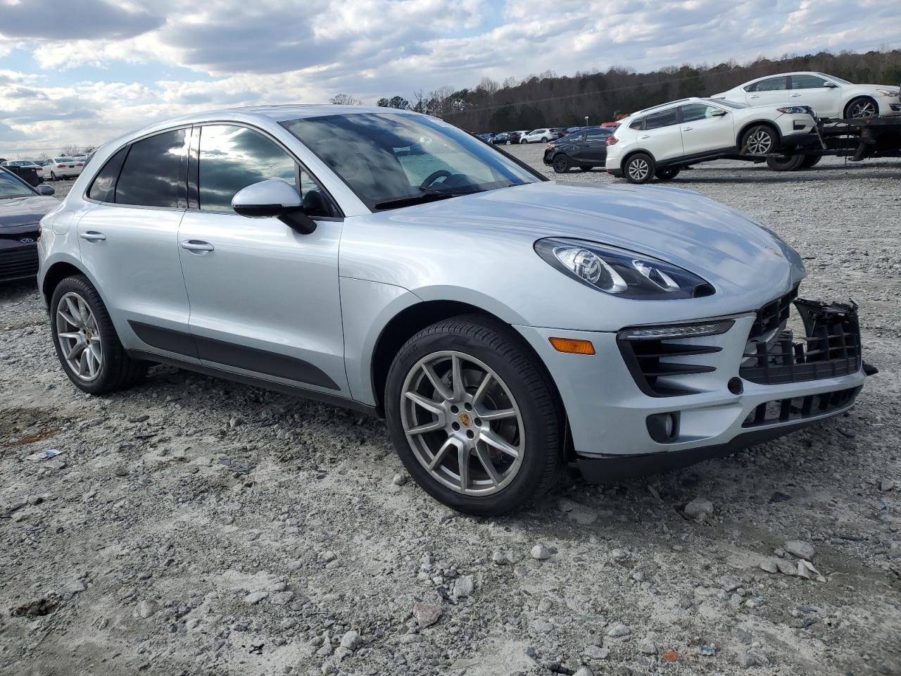 2017 Porsche Macan - Image 4