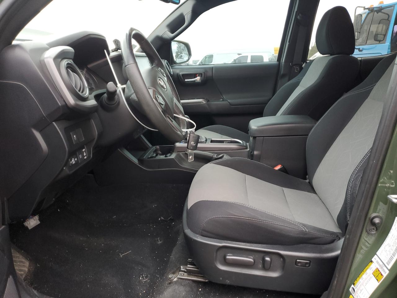 2021 Toyota Tacoma - Image 7